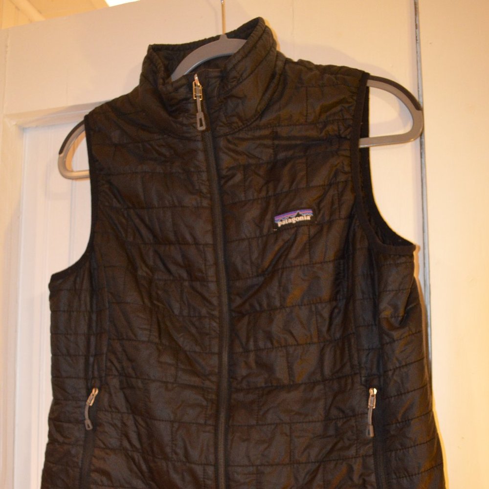 Patagonia Women's Nanopuff Vest - Size Large